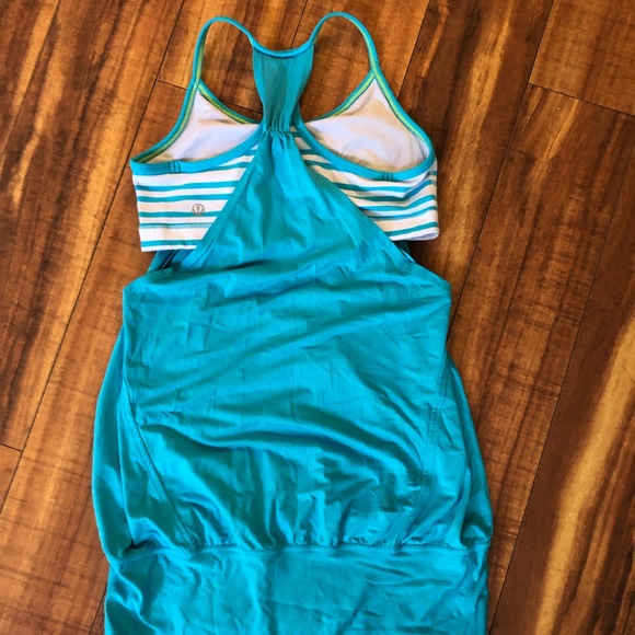 Lululemon No Limits Tank
Spry Blue / Twin Stripe Spry Blue - Picture 4 of 7
